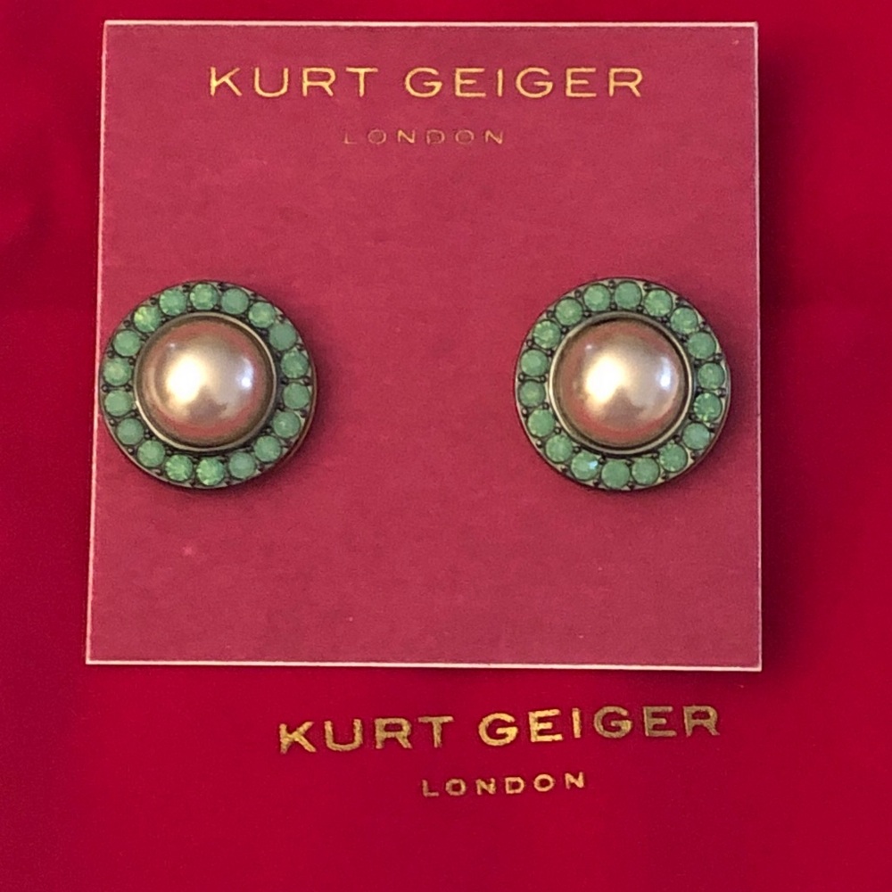 Kurt Geiger Octavia Faux Pearl & Green Crystal Halo Button Stud Earrings NWT